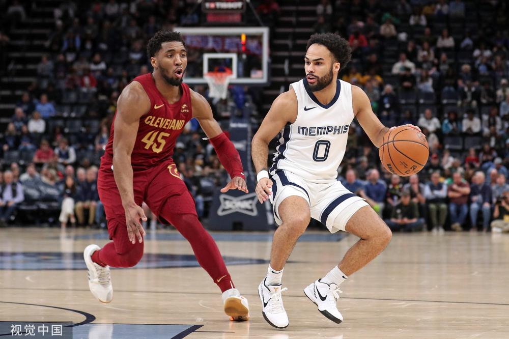 片在海外流 片在海外流