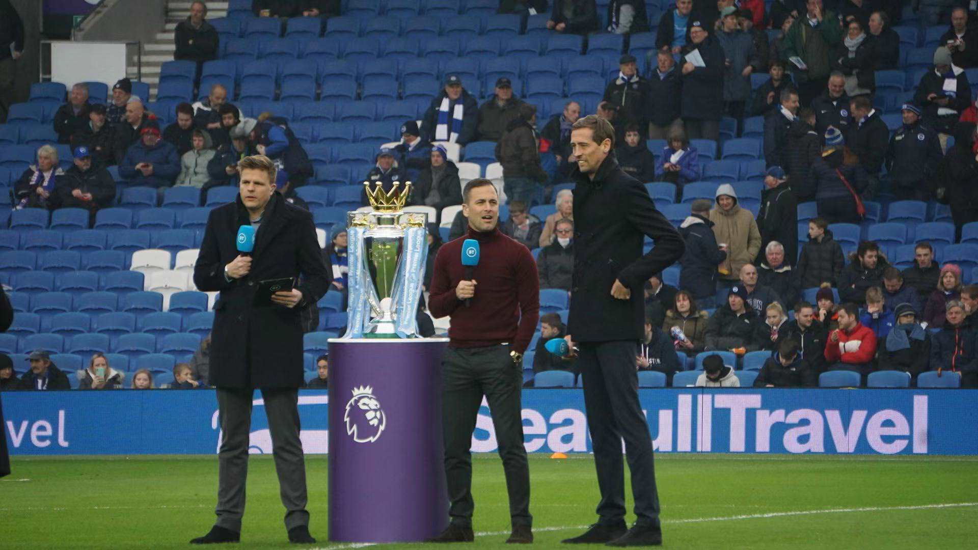 斯与罗德里 斯与罗德里